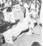 02_Subbayah_Pullavar_1936_levitation_has_began_in_a_tent